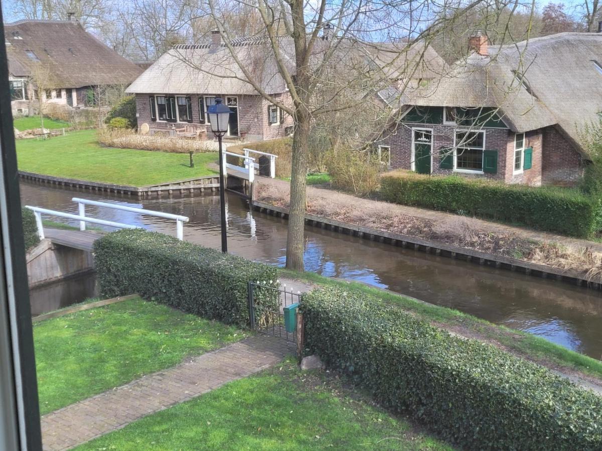 B&B Villa Giethoorn - Canalview, Privacy & Parking Exteriör bild