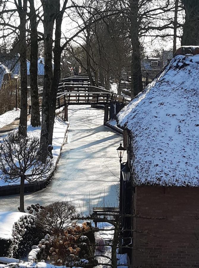 B&B Villa Giethoorn - Canalview, Privacy & Parking Exteriör bild
