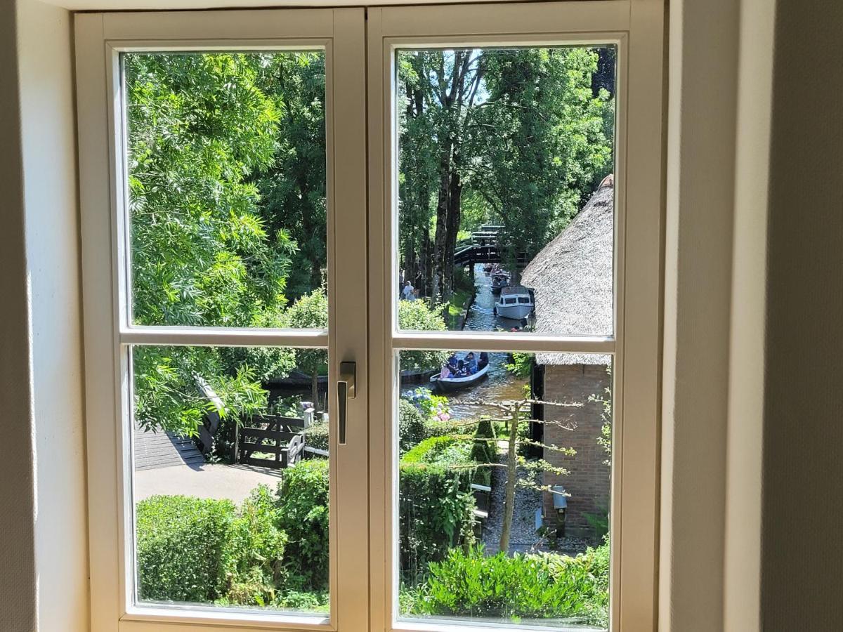 B&B Villa Giethoorn - Canalview, Privacy & Parking Exteriör bild
